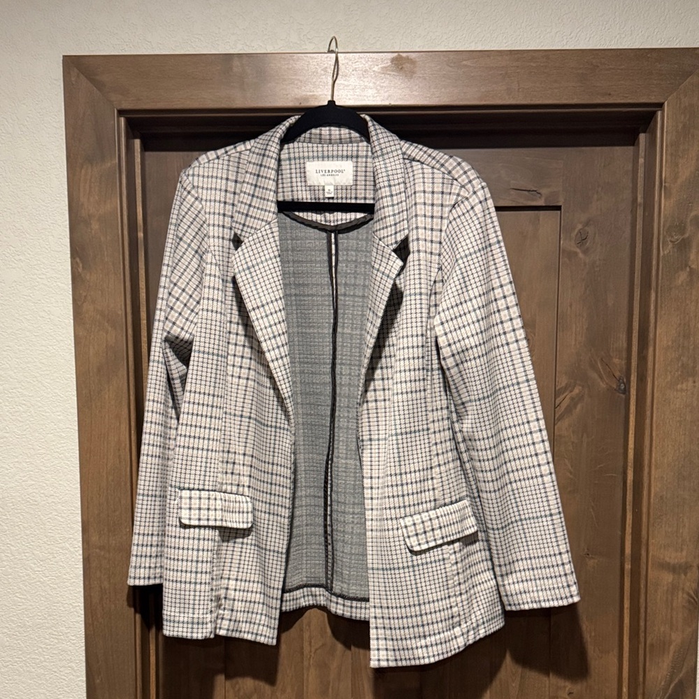 Liverpool Plaid Blazer in Cream and Black